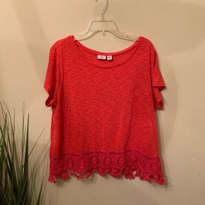 Cato 18/20W Top with Embroidered Hem